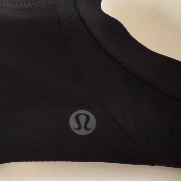 Brand New Black Lululemon Run Times Sports Bra 32DDD - Picture 4 of 11